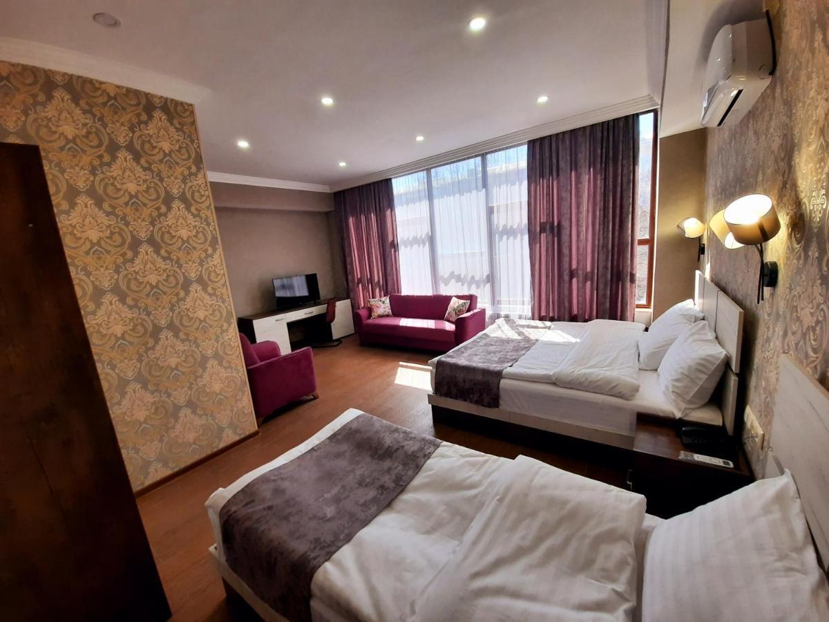 Cherry Garden Boutique Hotel Yeghegnadzor Exteriör bild